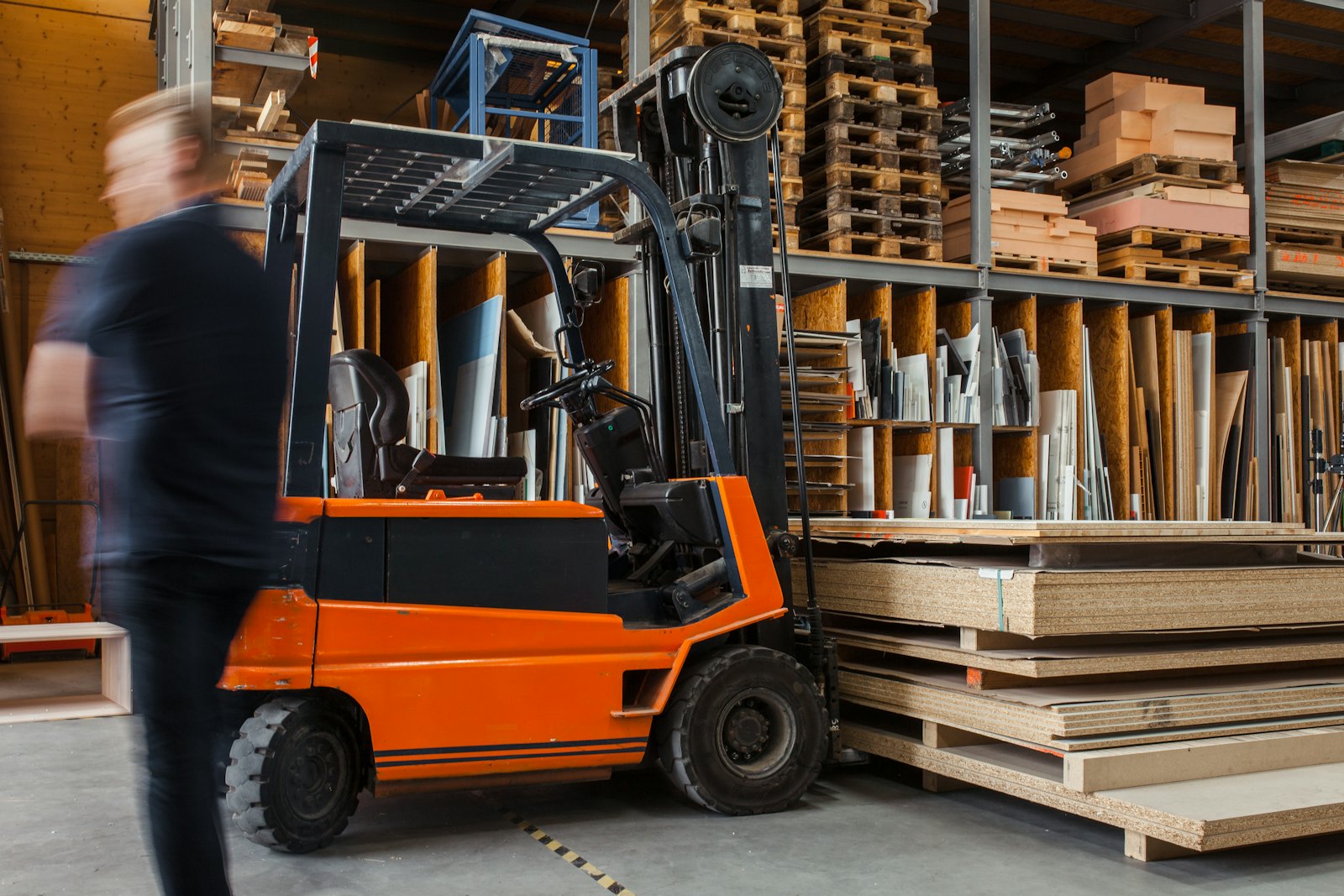 Warehouse logistics and outbound handling